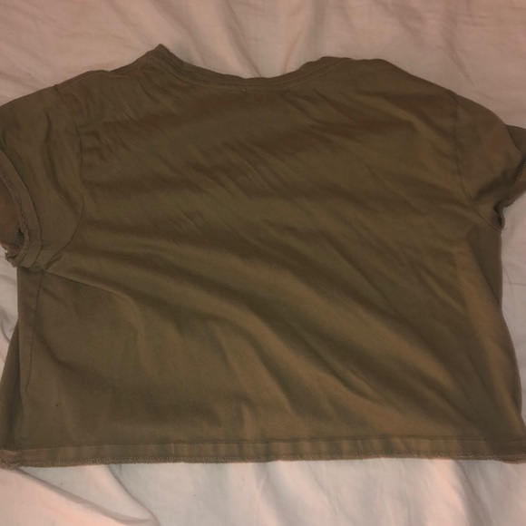 basic cropped tee - Picture 2 of 3